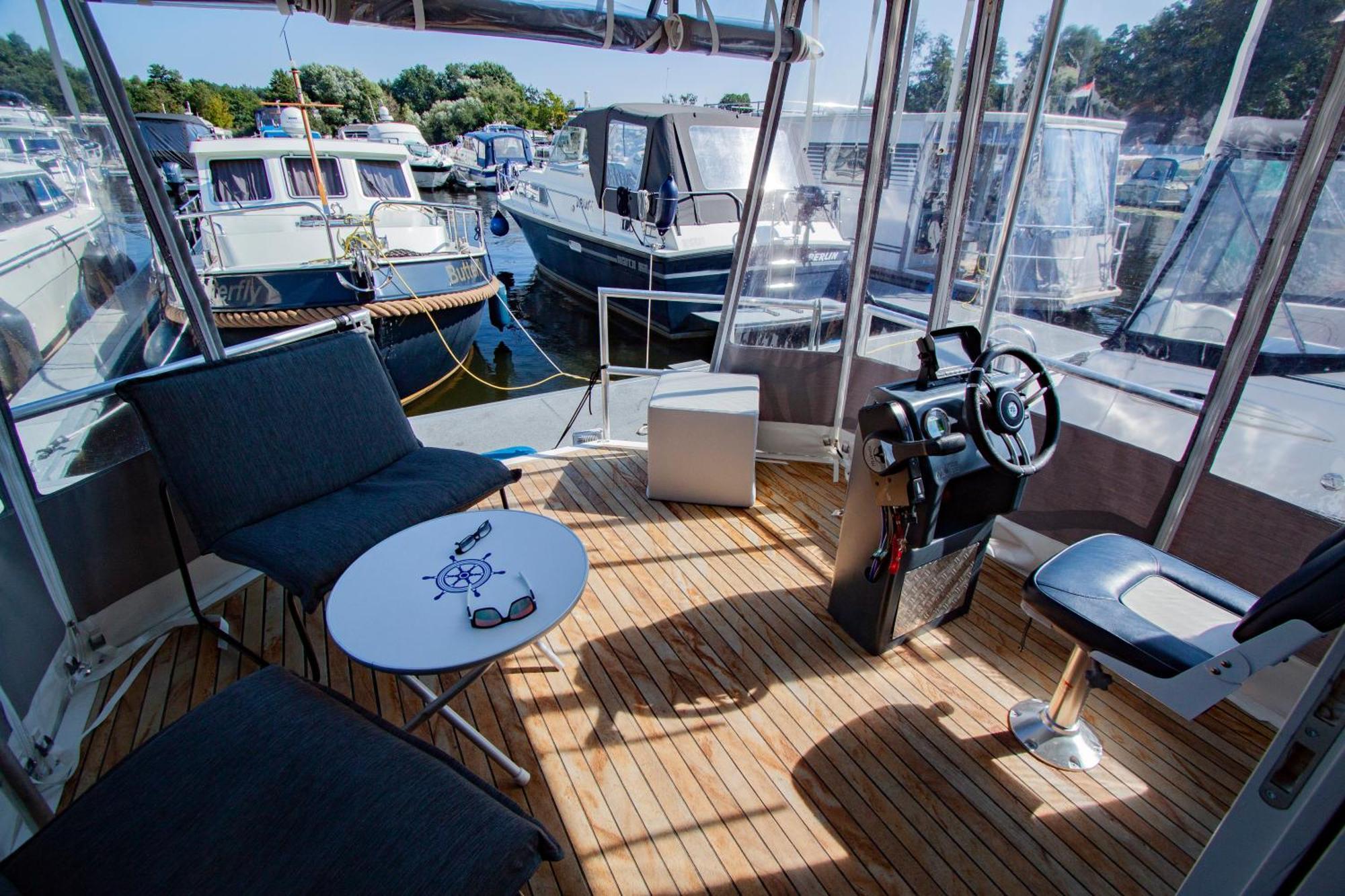 Hotel Hausboot à Hennigsdorf Extérieur photo